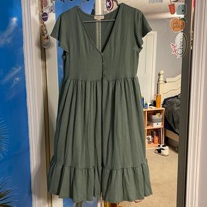 Hunter Green simple dress